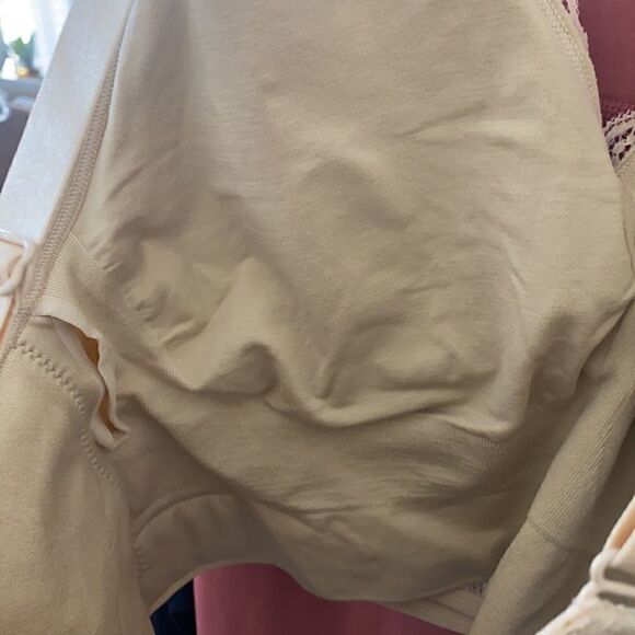 CaraMia Supportive Lace Bra 2X - Picture 3 of 5